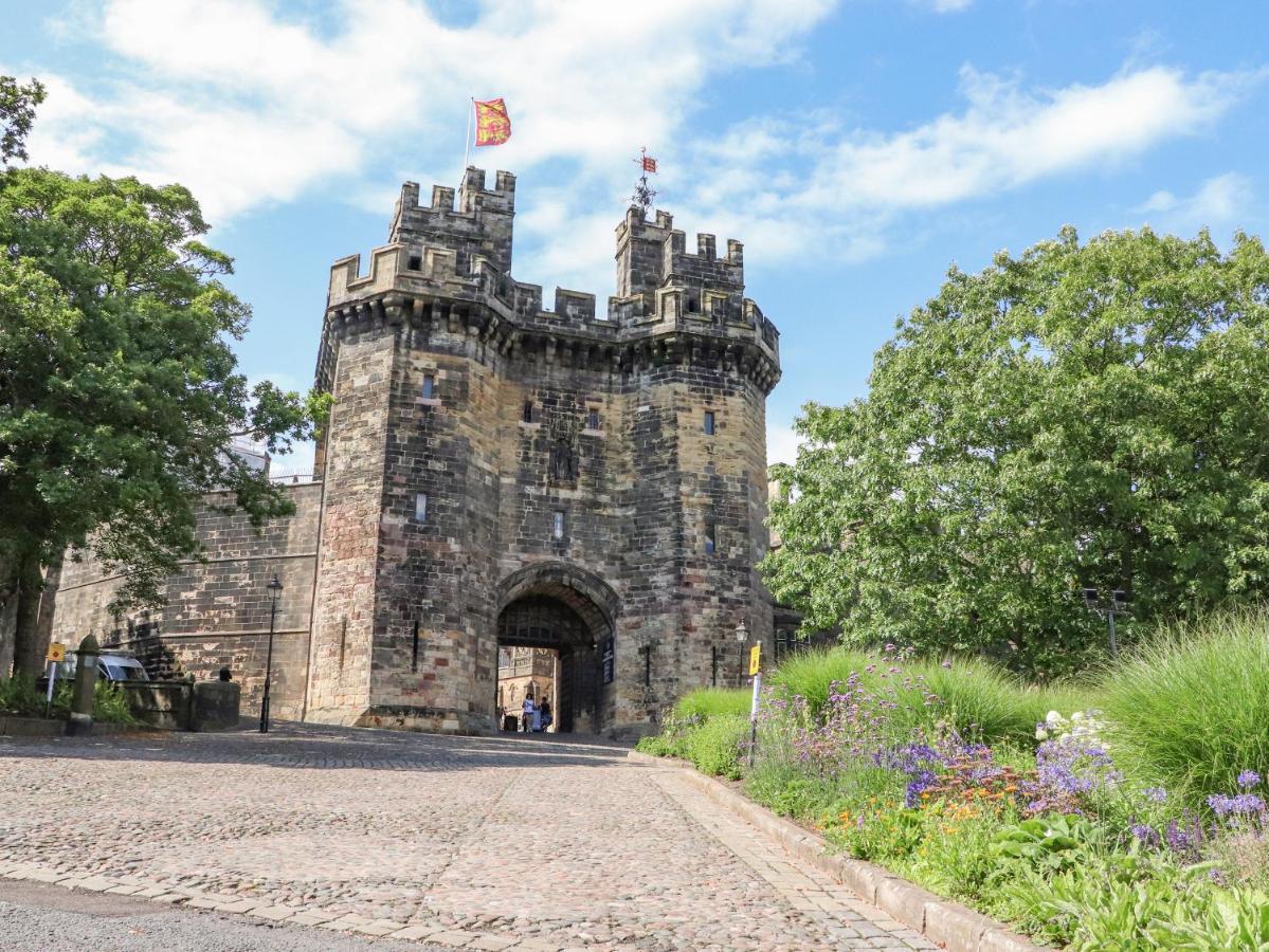 5 Castle Hill Villa Lancaster Eksteriør bilde